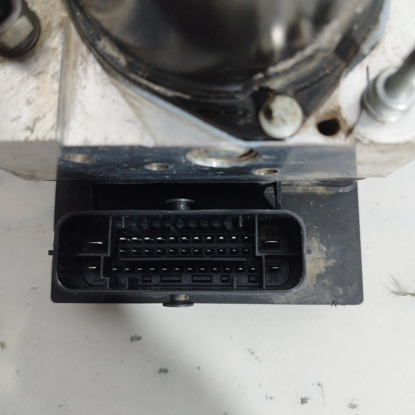 ABS pump Volkswagen Polo 2010 code: 0265239003 ecoAC7832