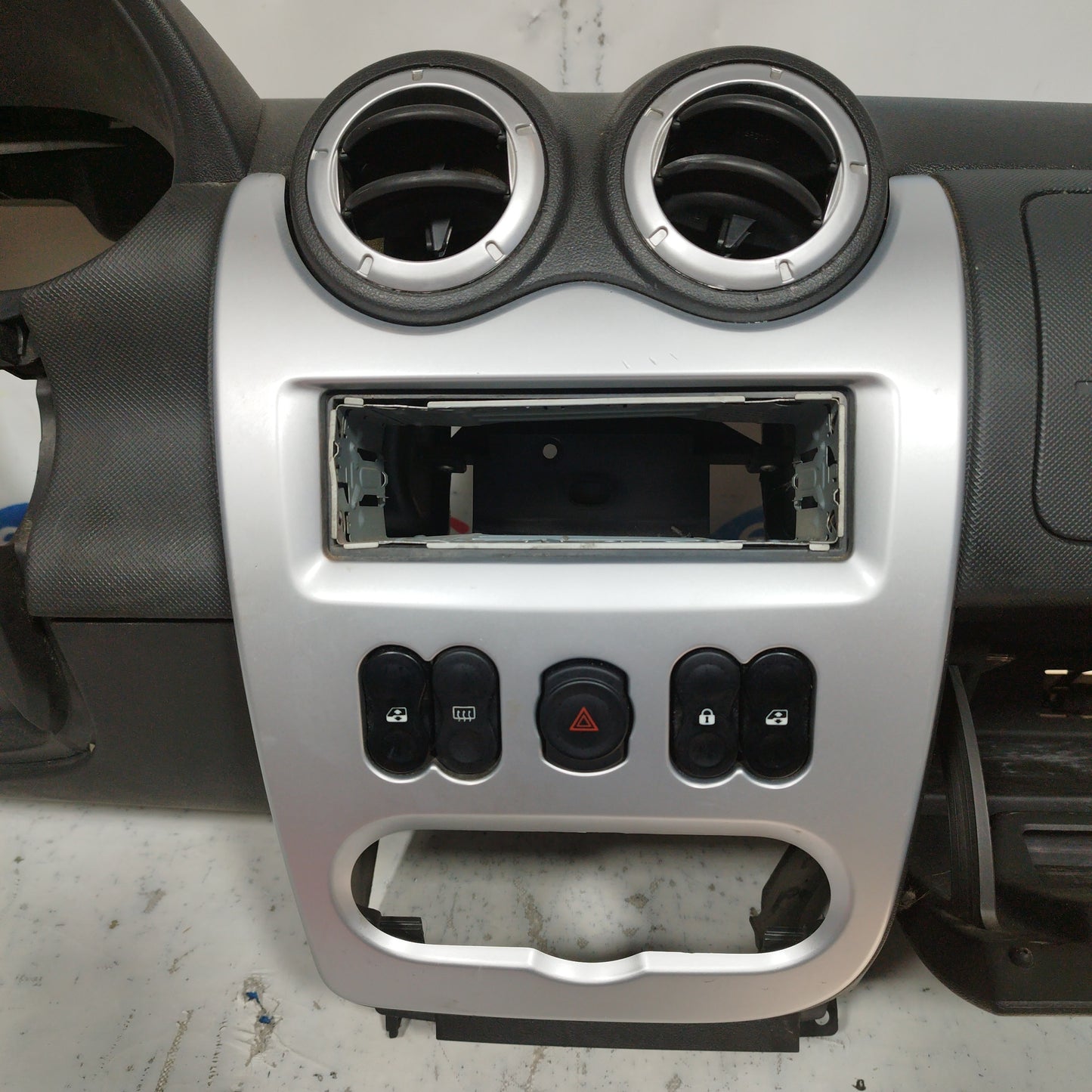 Kit Airbag Dacia Sandero 2012 cod:8201002828 ecoAC7839