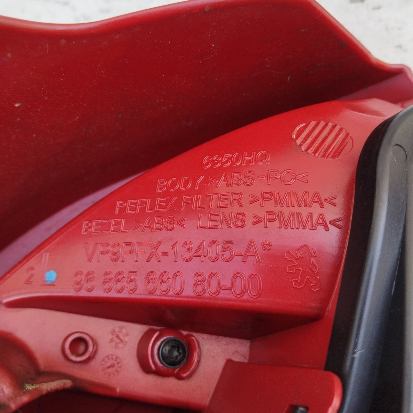 Linke Rückleuchte Peugeot 207 2009 ecoAG4789