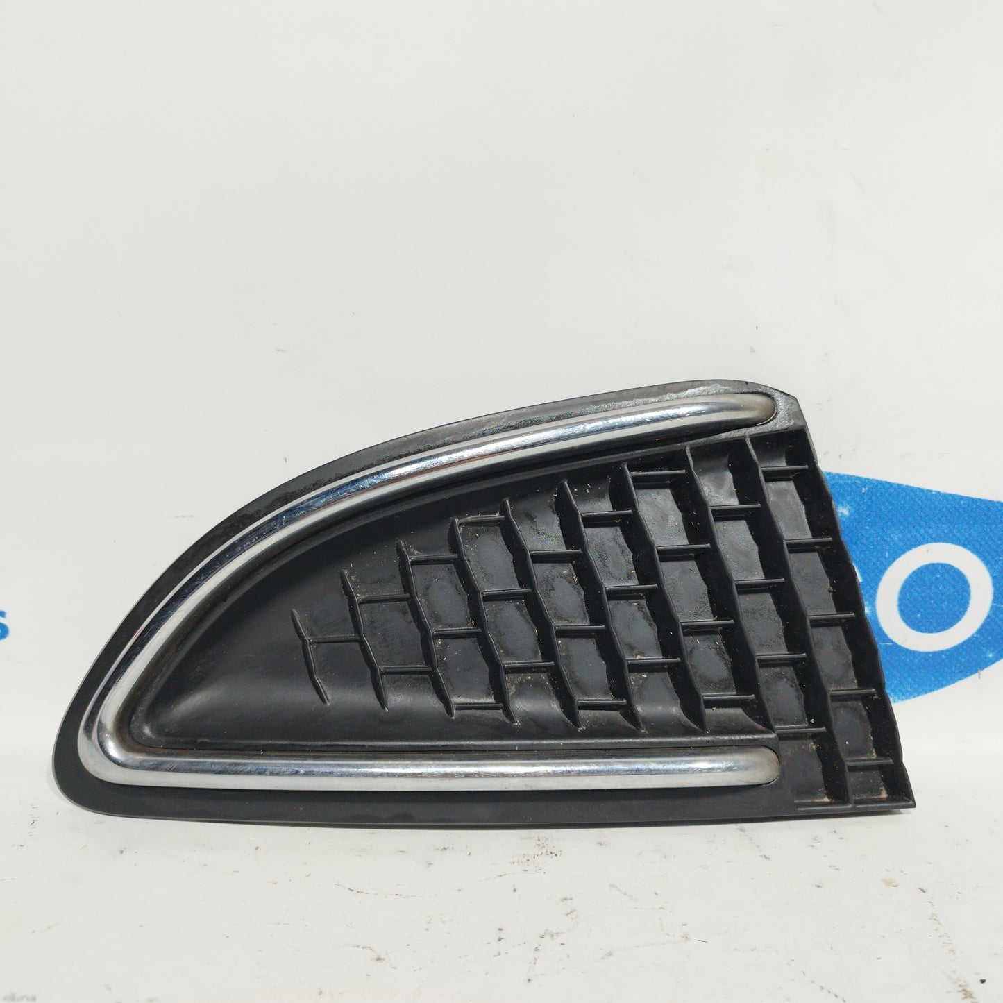 Rechter Nebelscheinwerfergrill Lancia Y 2015 Code: 735486084 ecoAC7879