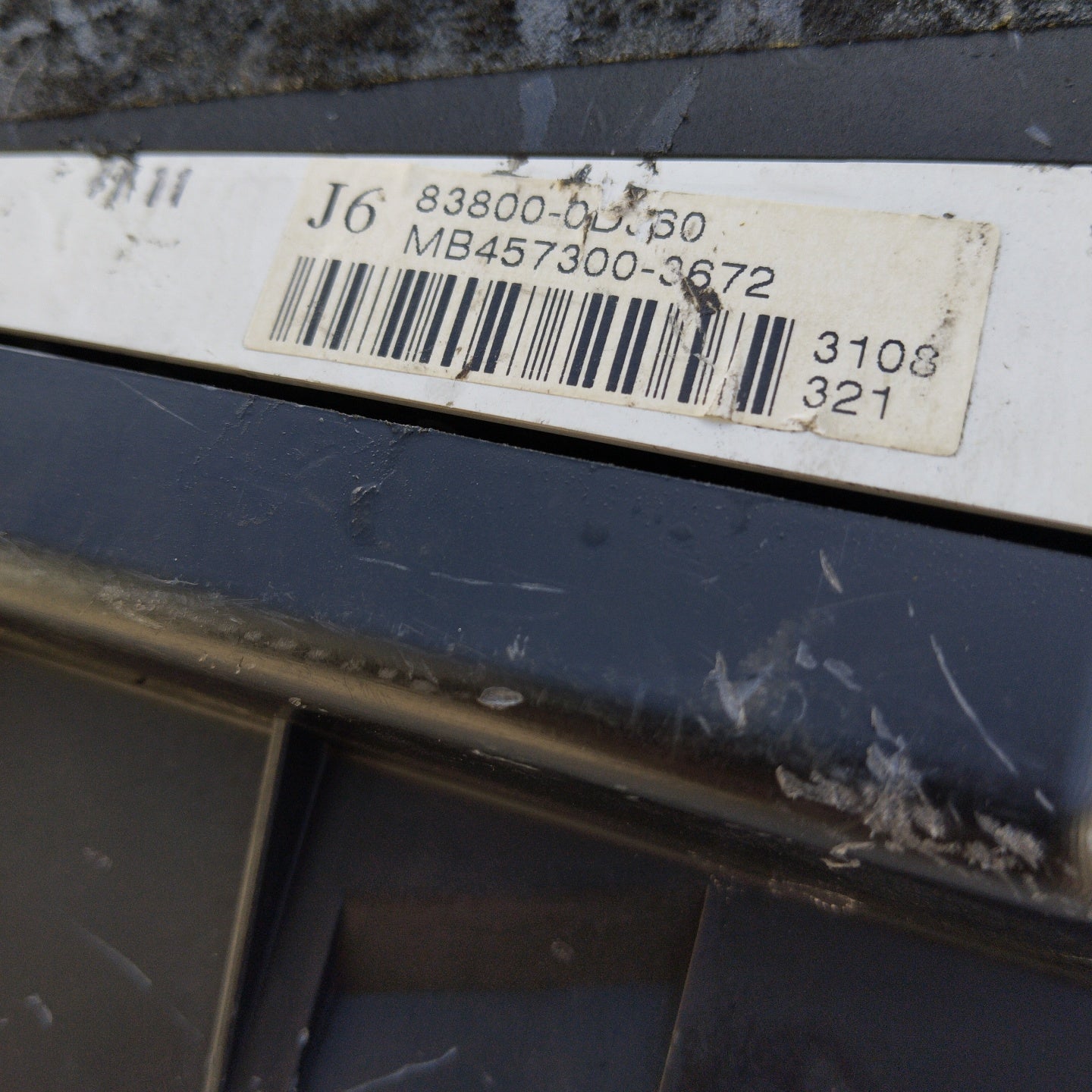 Toyota Yaris 1.3 B 2009 Instrumententafel-Code: mb457300-3672 ecoAG4842