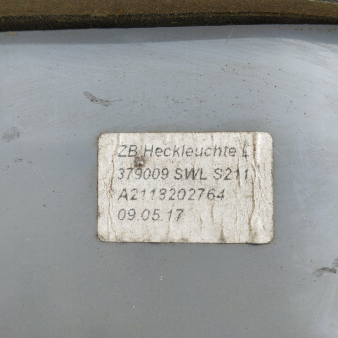 Mercedes E-Klasse W211 ecoAG4869 linke Außenrückleuchte