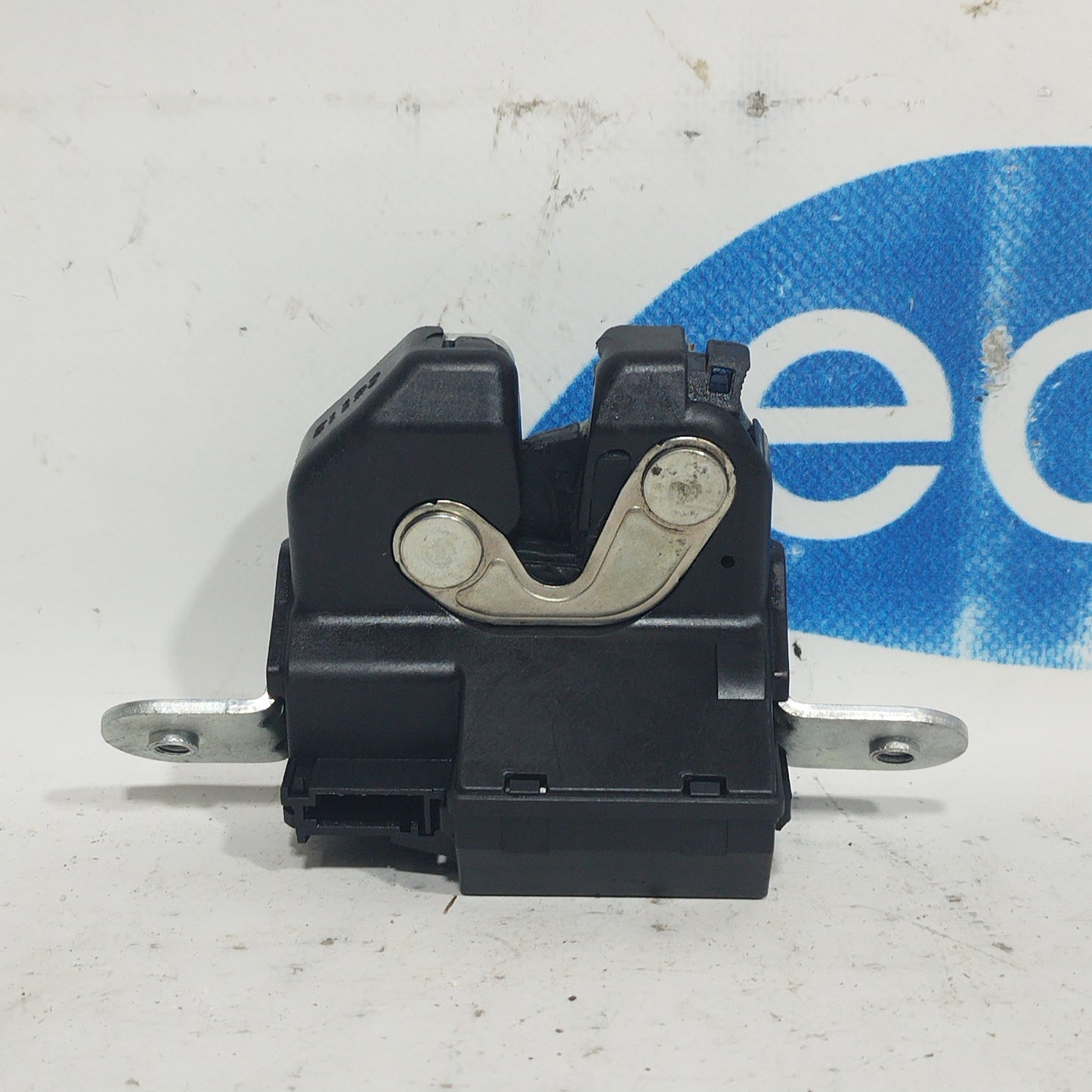 Tailgate Lock Fiat 500 2012 code: 55701971 ecoAC7931