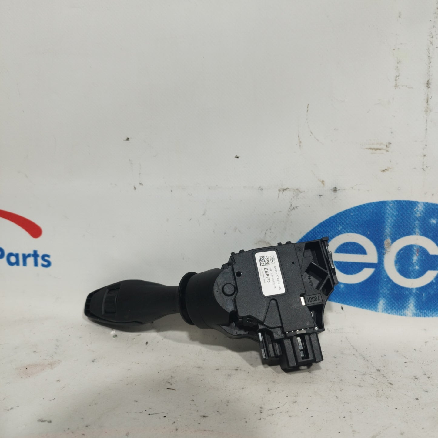 Ford Fiesta 2010 Scheibenwischer-Bedienhebel Code: 8A6T-17A553-AC ecoAC7932