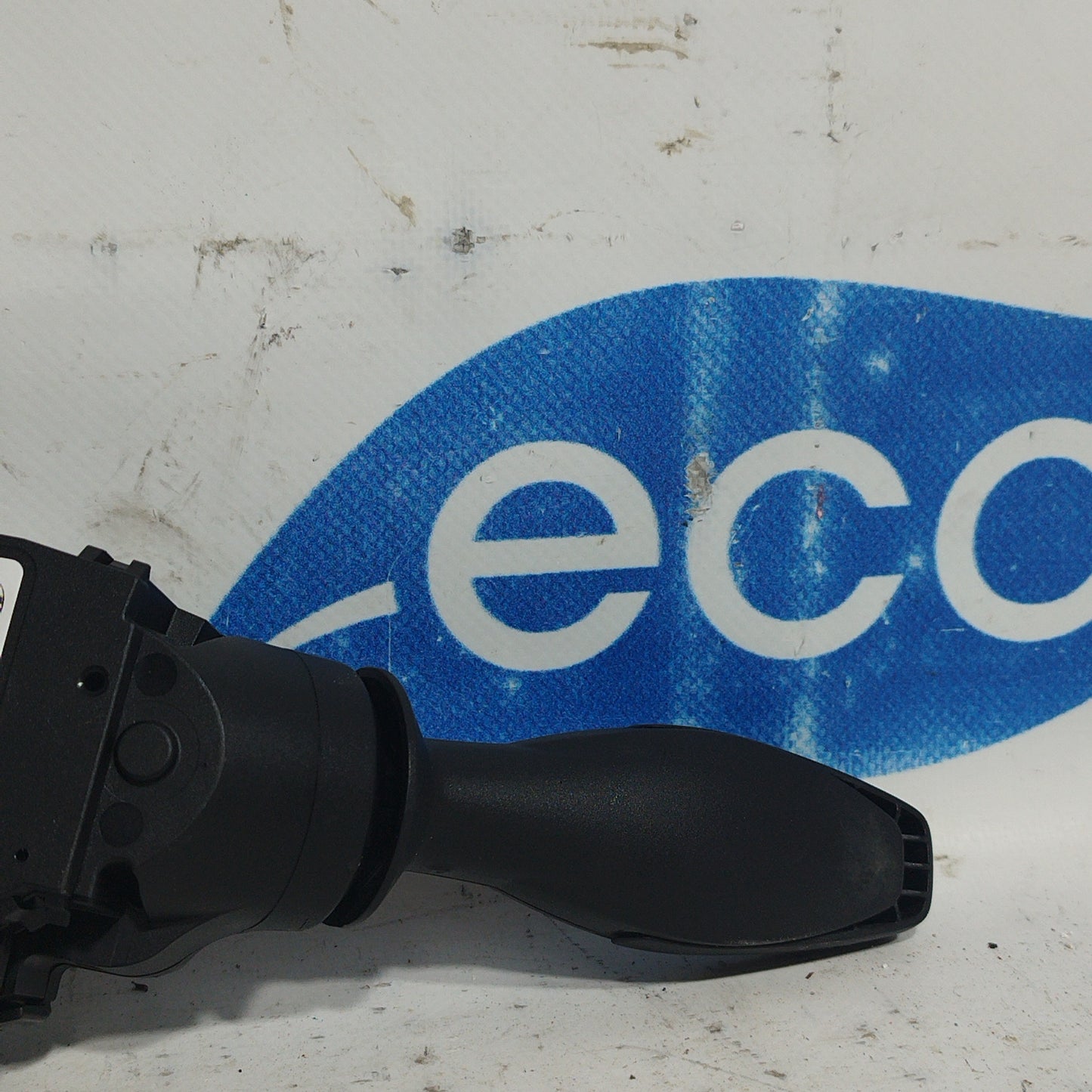 Turn signal control lever Ford Fiesta 2010 code: 8A6T-13335-CC ecoAC7933