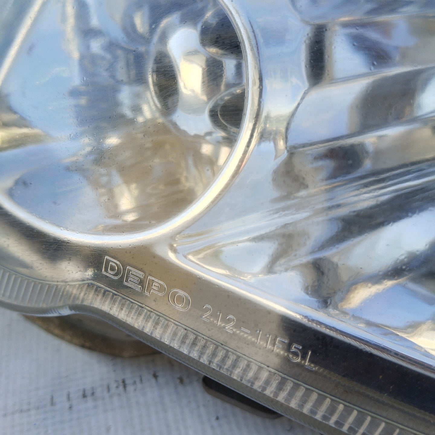 Toyota Yaris 2005 (DEPO) ecoAG4878 Left Front Headlight