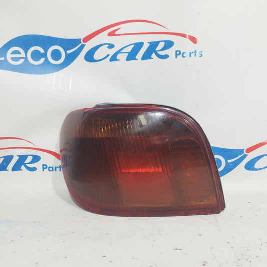 Toyota Yaris 2002 ecoAC7946 linke Rückleuchte