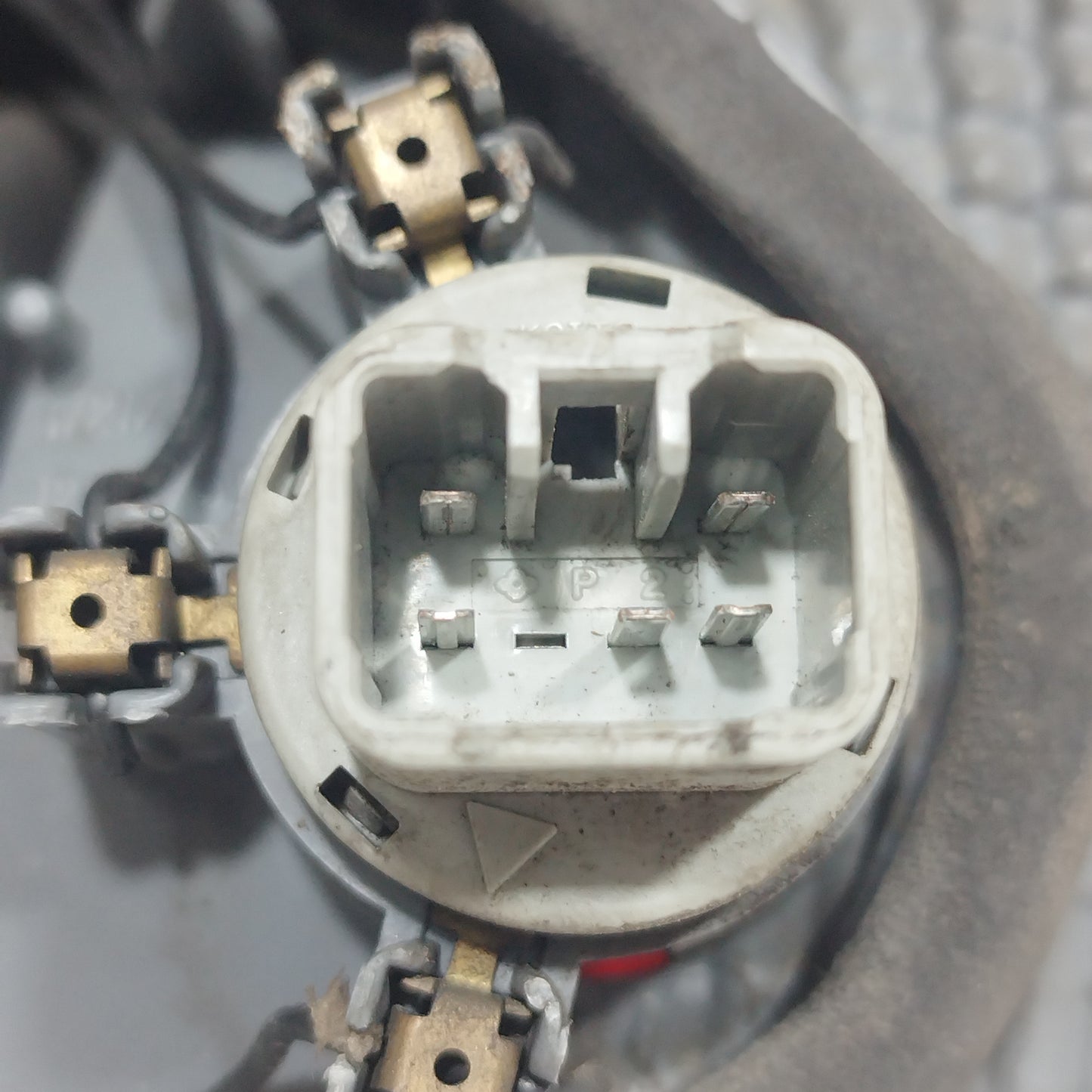 Toyota Yaris 2002 ecoAC7946 linke Rückleuchte