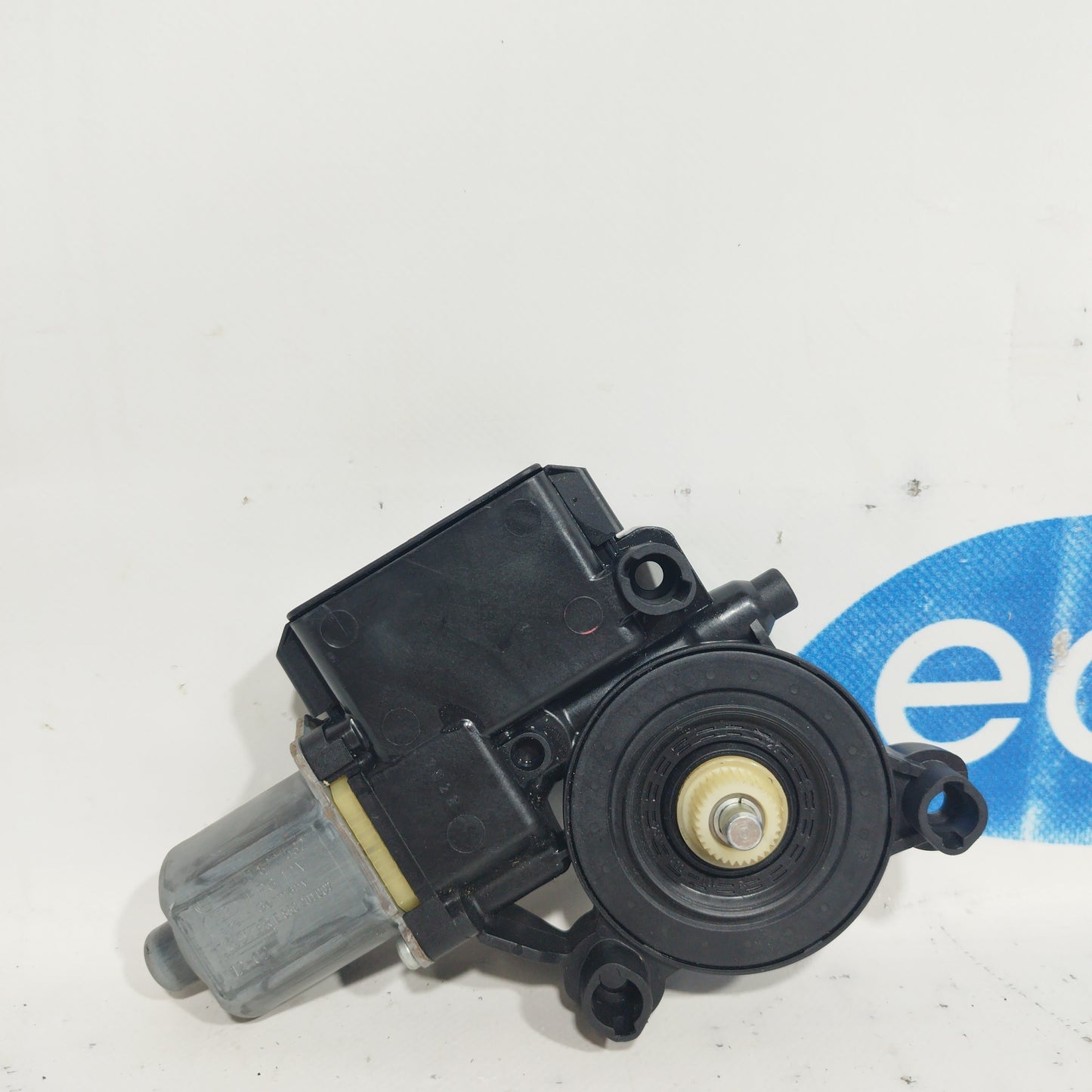 Rear left rack motor Volkswagen Polo 2012 code: 6R0959811G ecoAC7944