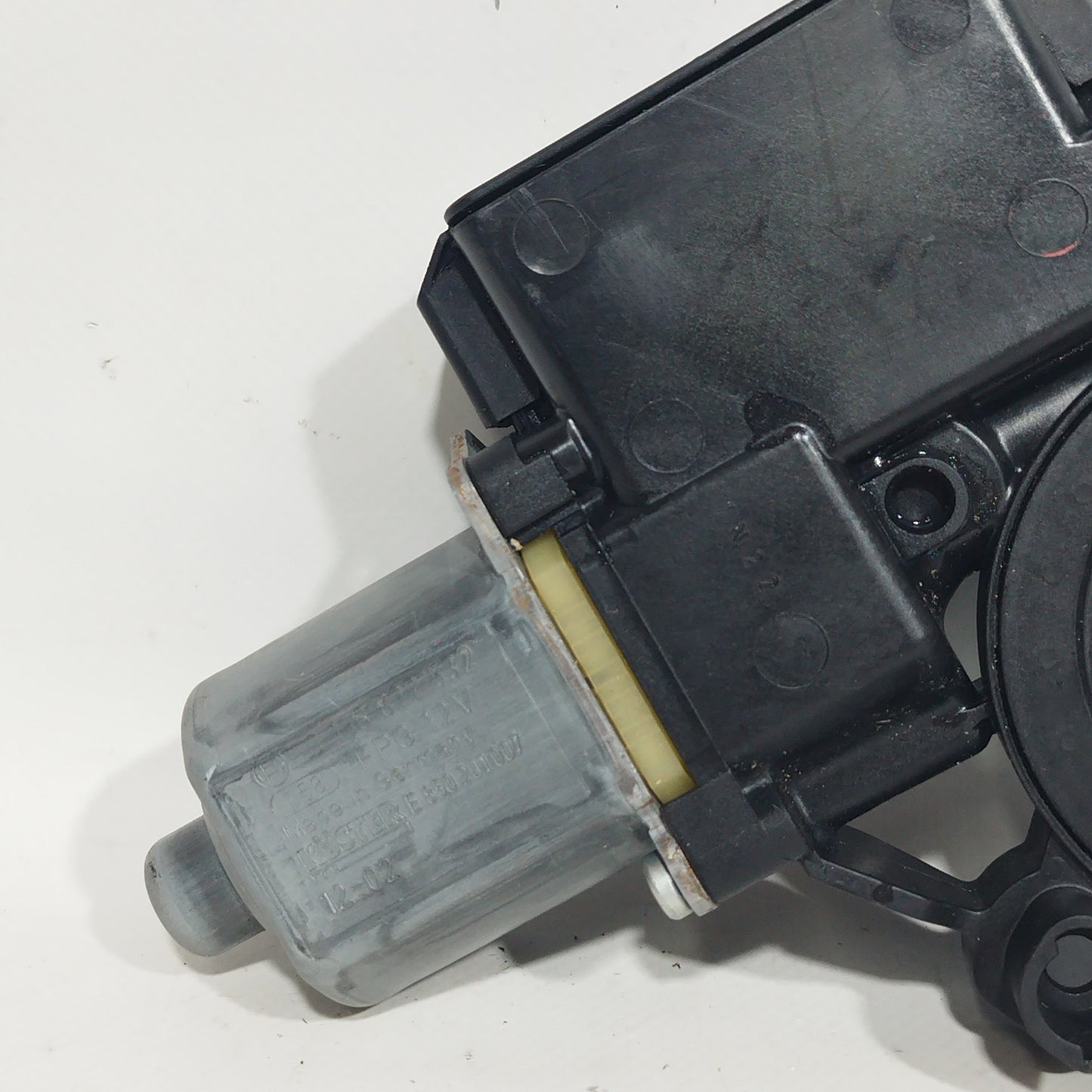 Rear left rack motor Volkswagen Polo 2012 code: 6R0959811G ecoAC7944