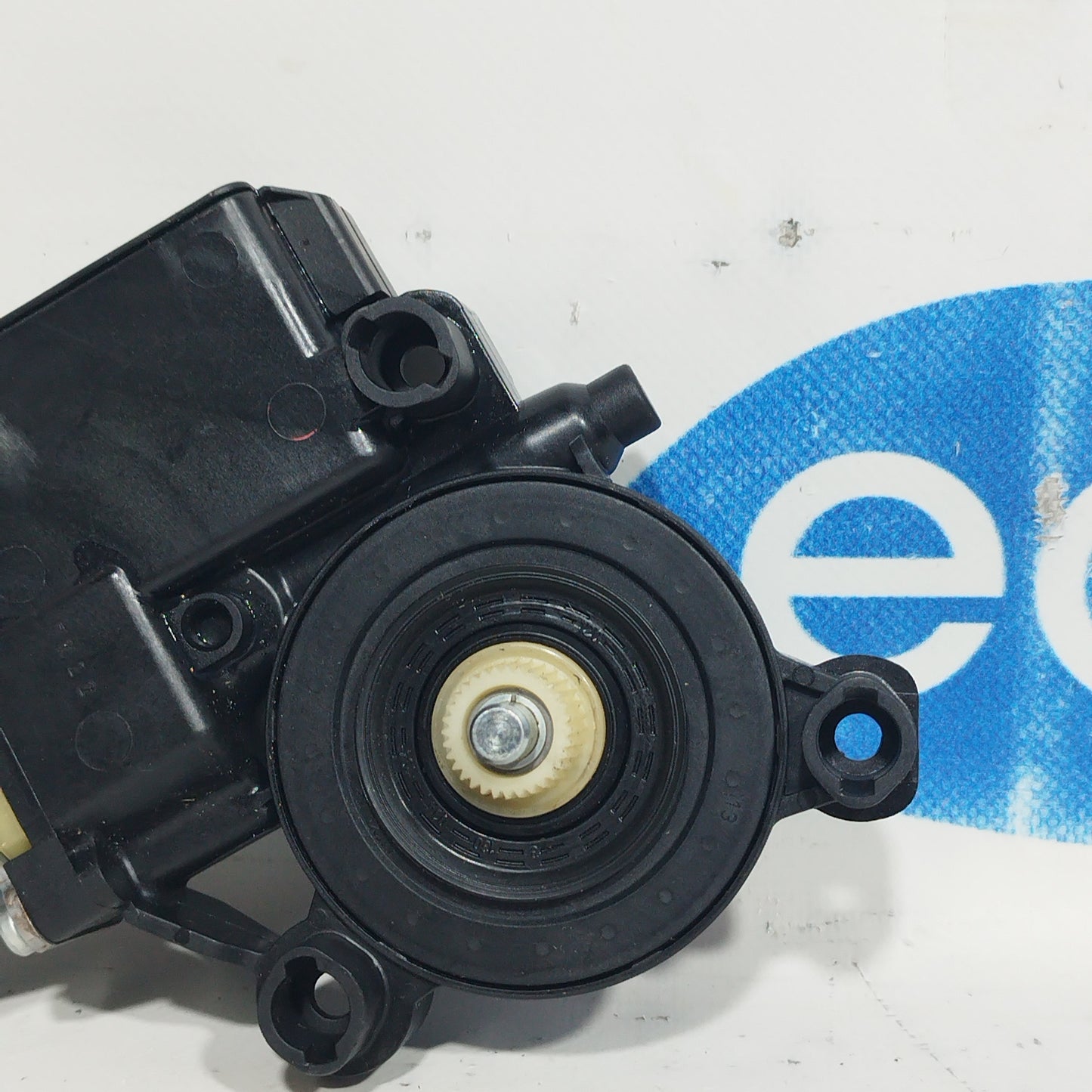 Rear left rack motor Volkswagen Polo 2012 code: 6R0959811G ecoAC7944