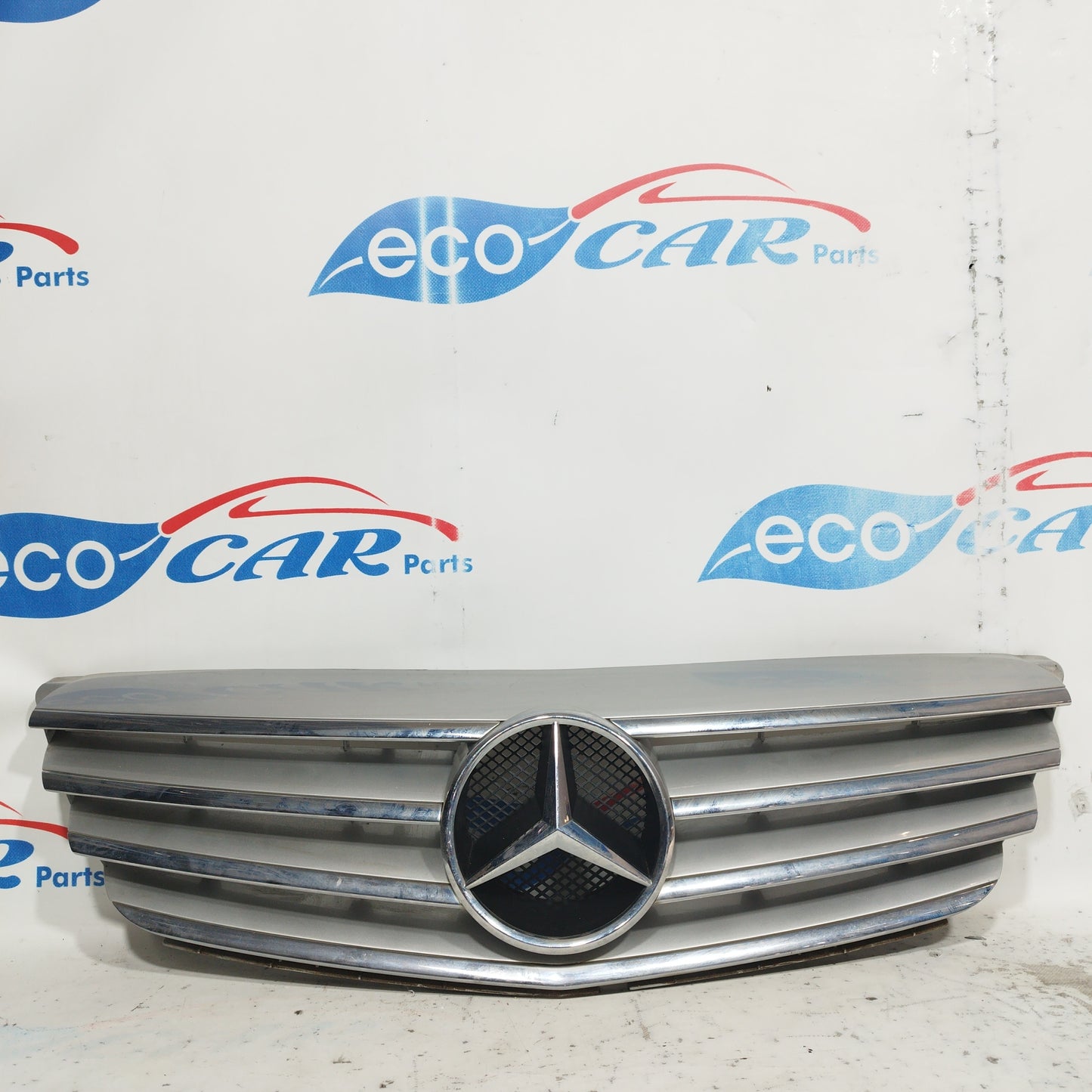 Mercedes B-Klasse 2008 ecoAC7971 Zentralgrill