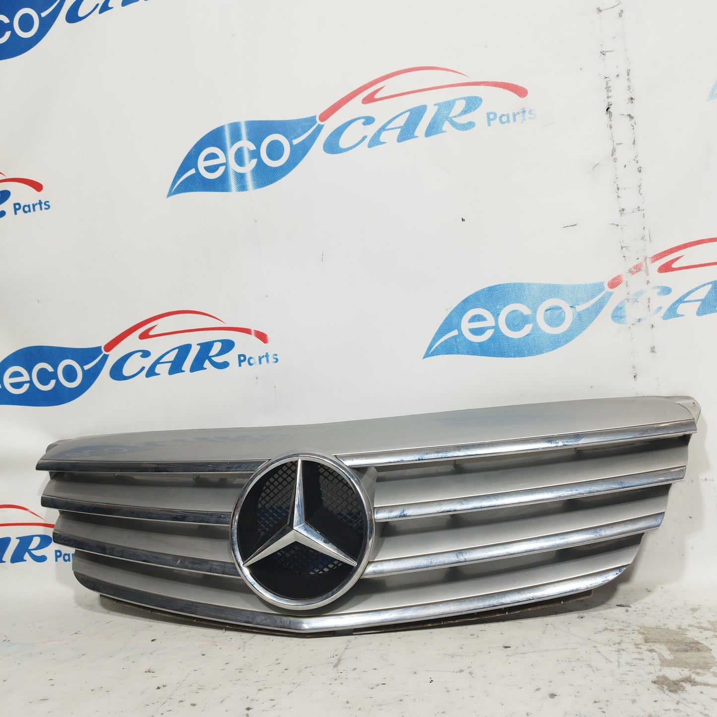 Mercedes B-Klasse 2008 ecoAC7971 Zentralgrill