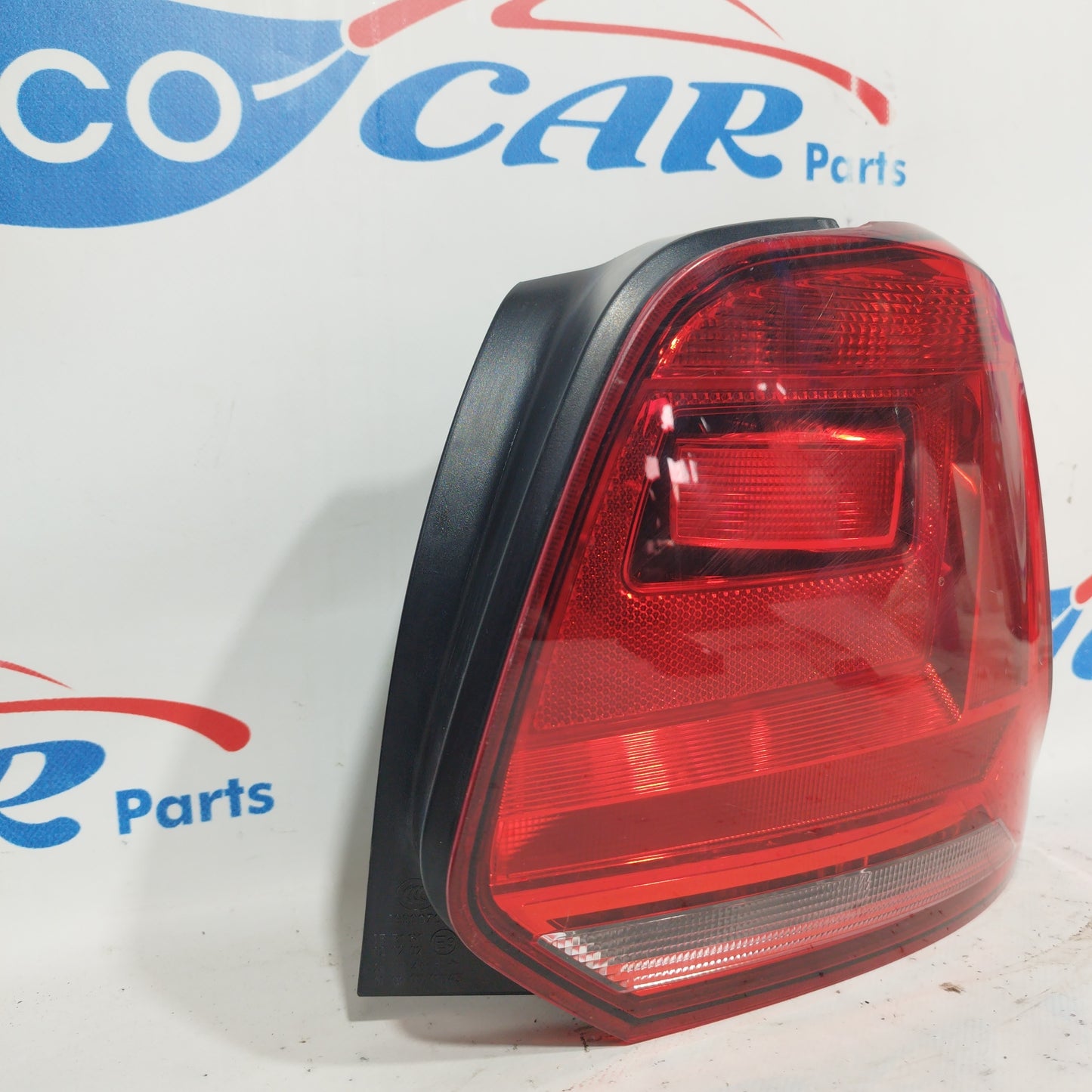 Volkswagen Polo 2015 ecoAC7978 rechte Rückleuchte