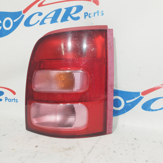 Fanale posteriore dx Nissan Micra K11 2000 ecoAC7985