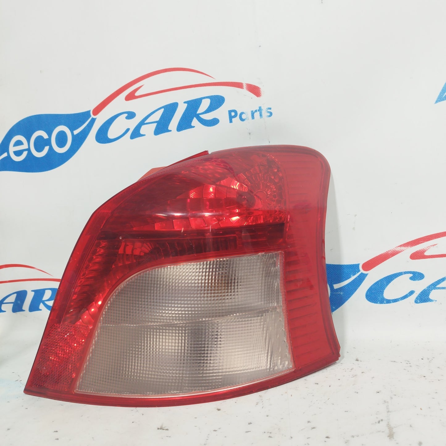 Toyota Yaris 2008 ecoAC7988 right rear light