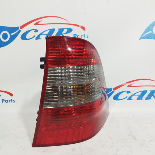 Mercedes ML 2002 ecoAC8001 external right rear light