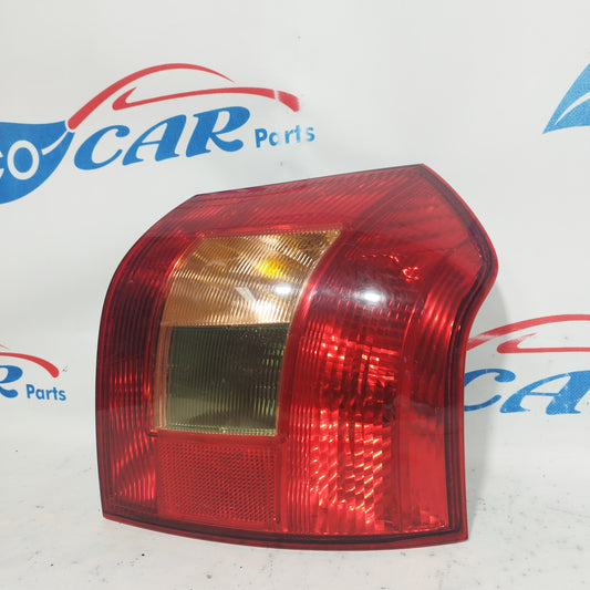 Toyota Corolla 2005 ecoAC8015 rechte Rückleuchte