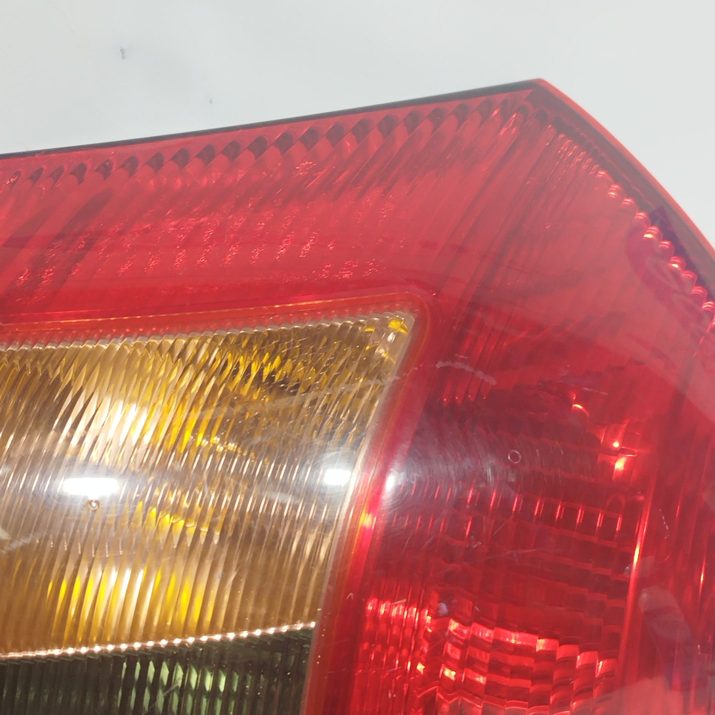 Toyota Corolla 2005 ecoAC8015 rechte Rückleuchte