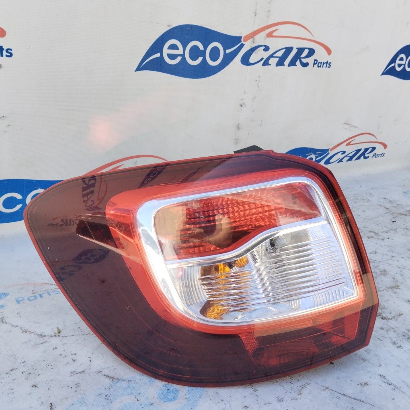 Left rear light Dacia Sandero 2015 ecoAG4946