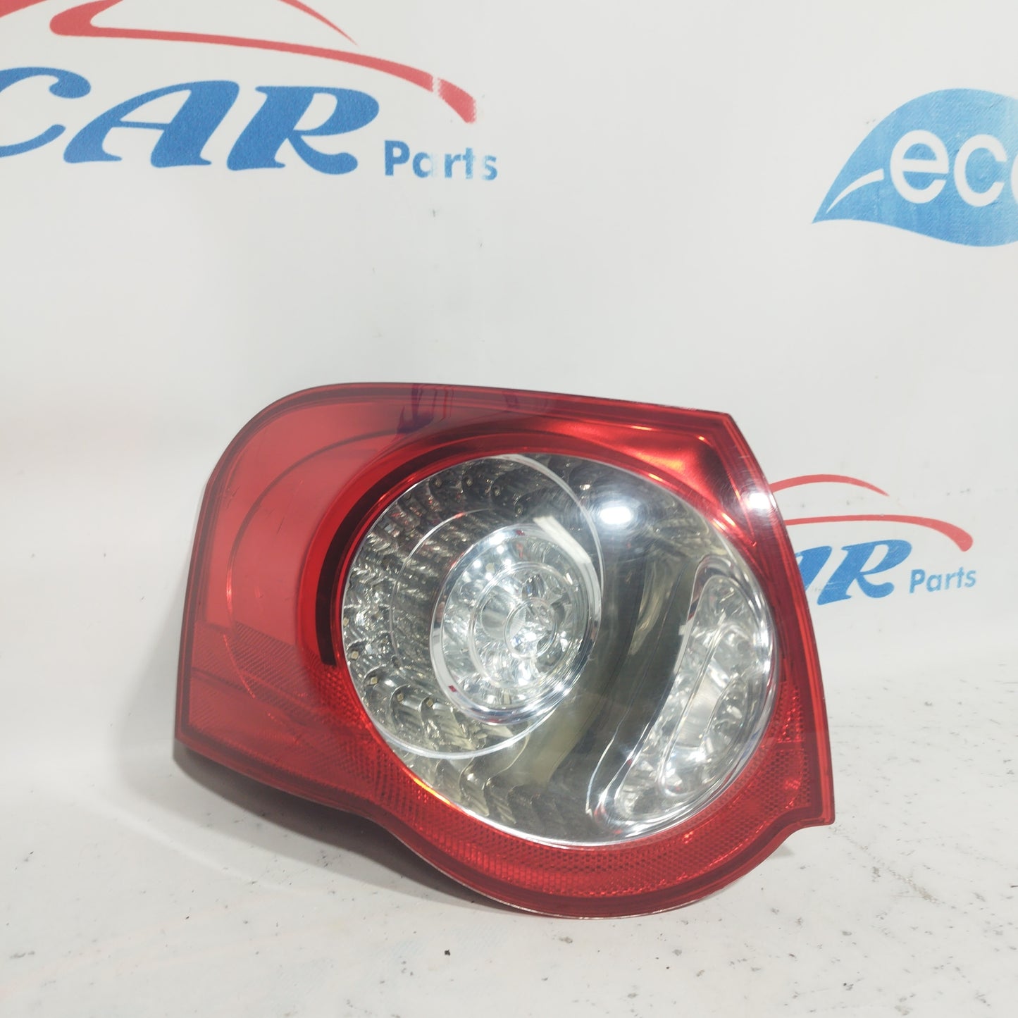 Volkswagen Passat 2009 ecoAC8016 Rücklicht links
