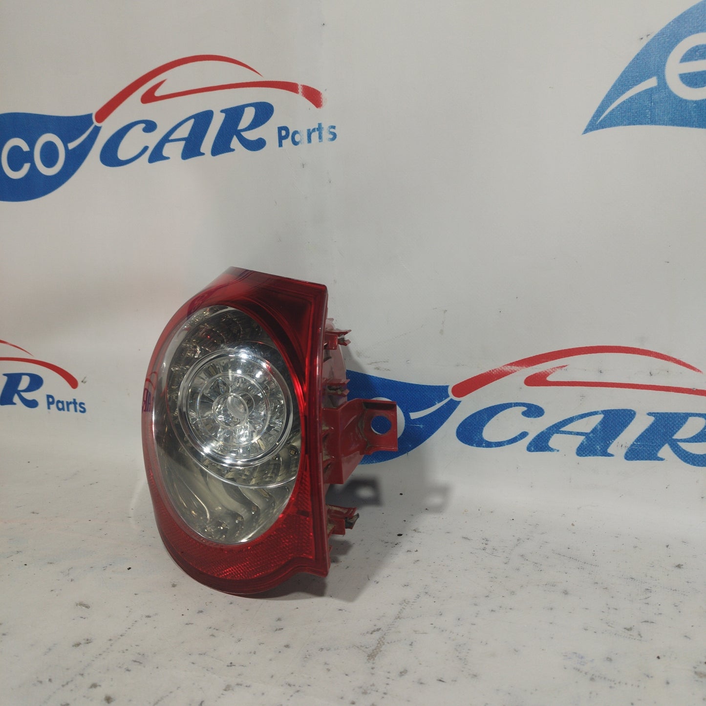 Volkswagen Passat 2009 ecoAC8016 Rücklicht links