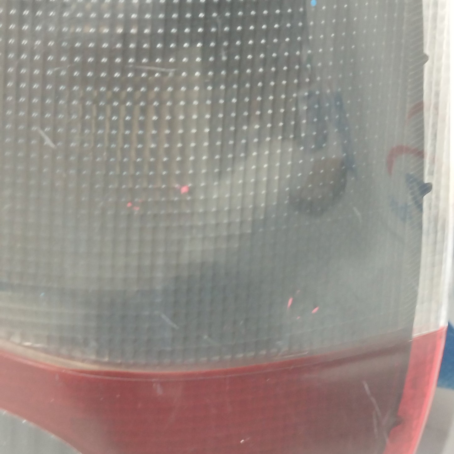 Toyota Yaris Verso 2000 getönte linke Rückleuchte ecoAC8024