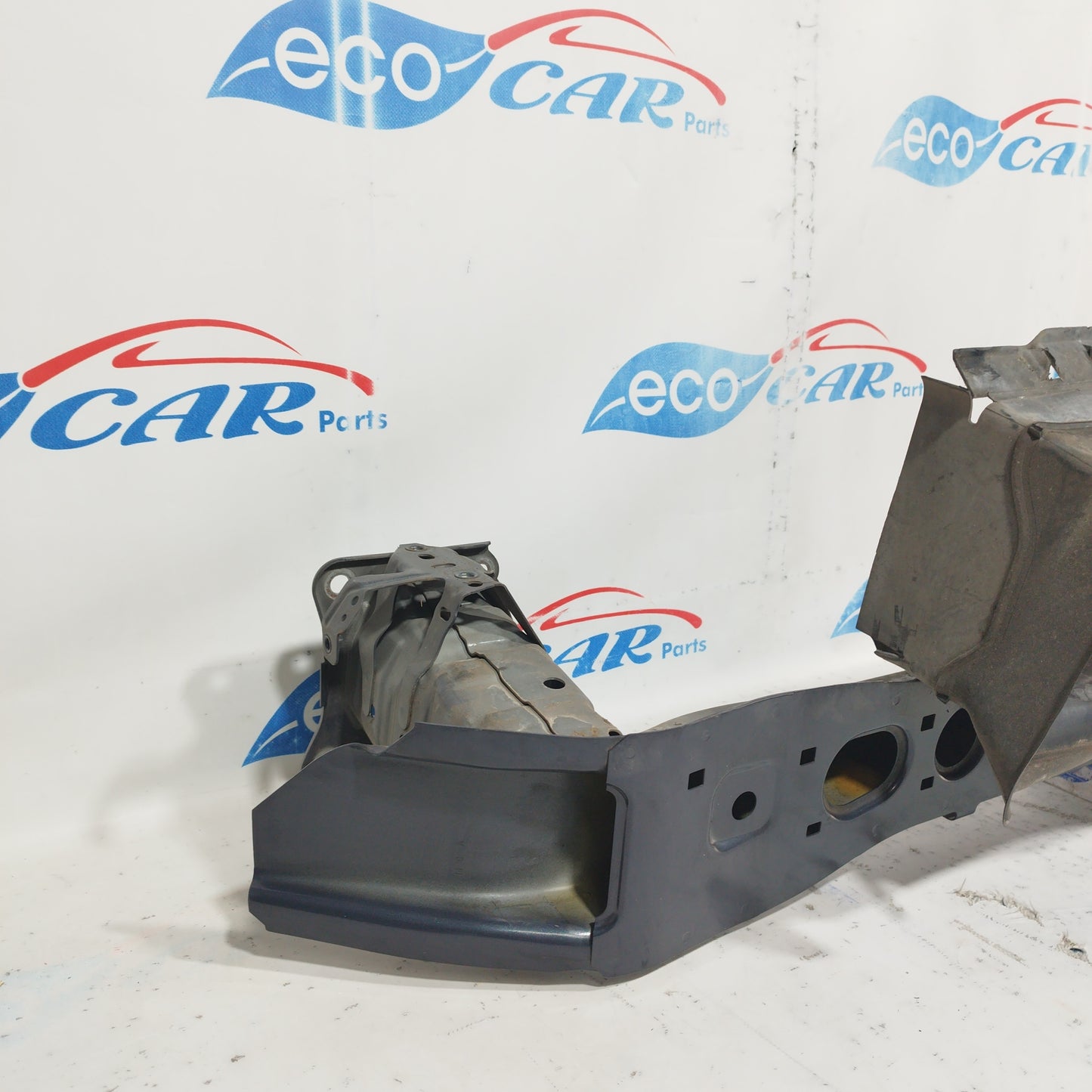 Komplette Karosserie in Anthrazitgrau-Metallic für Ford Focus 1.5 TDCi 2014 ecoAC4601