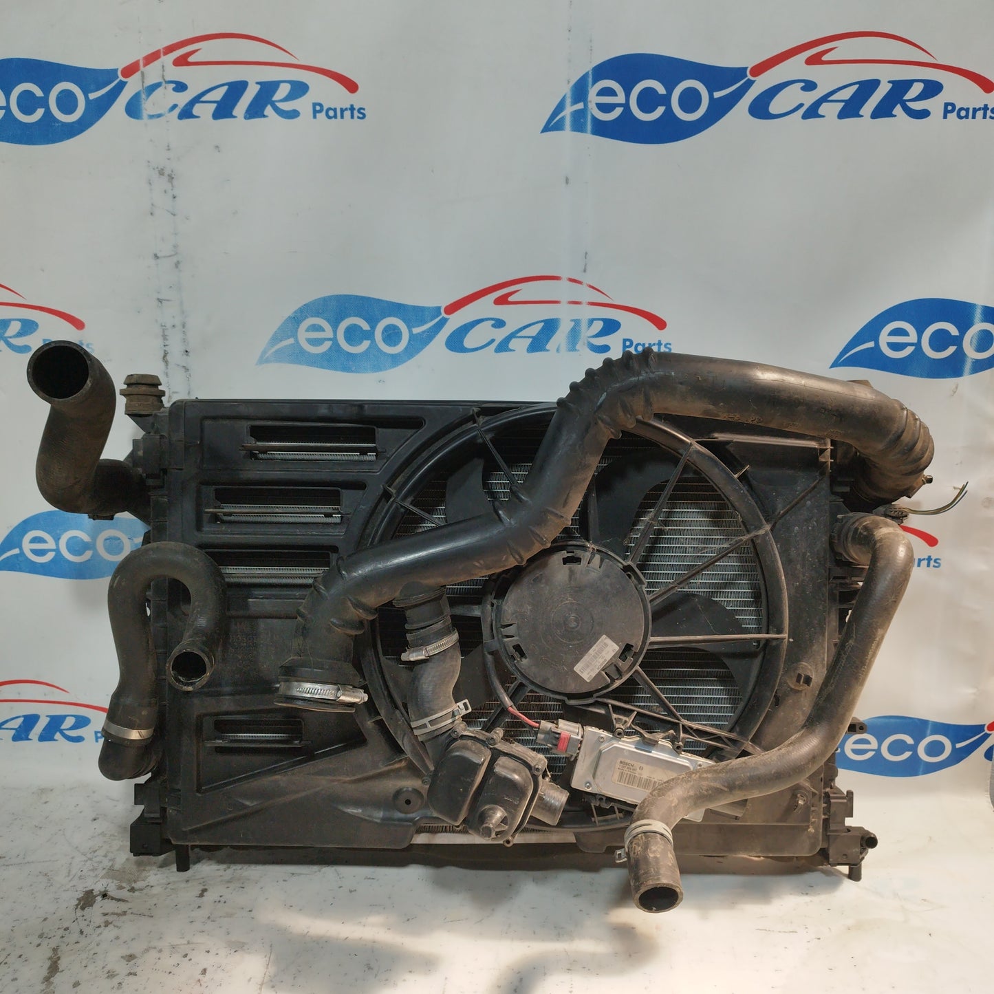 Komplette Karosserie in Anthrazitgrau-Metallic für Ford Focus 1.5 TDCi 2014 ecoAC4601