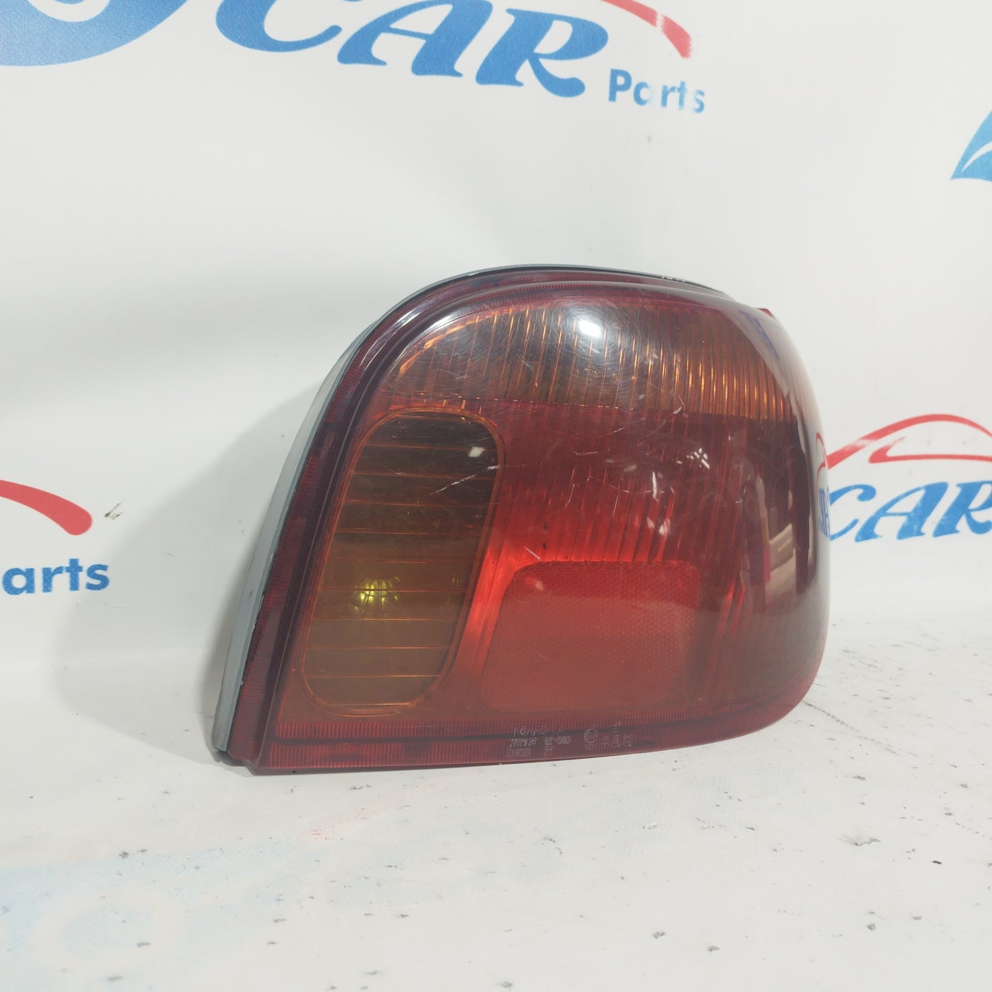 Toyota Yaris 2002 ecoAC8046 rechte Rückleuchte