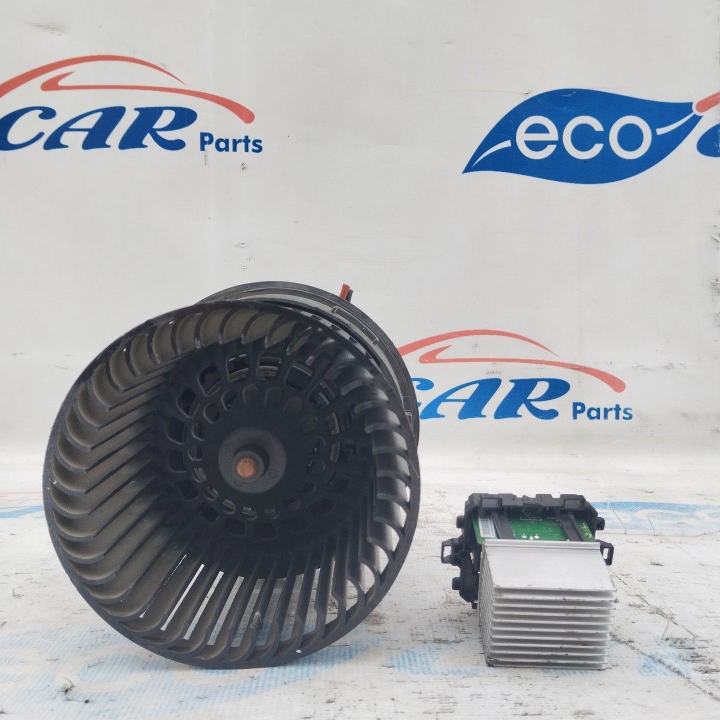 Interior heater fan Citroen C3 Picasso 2010 code: T1000588K ecoAG4984