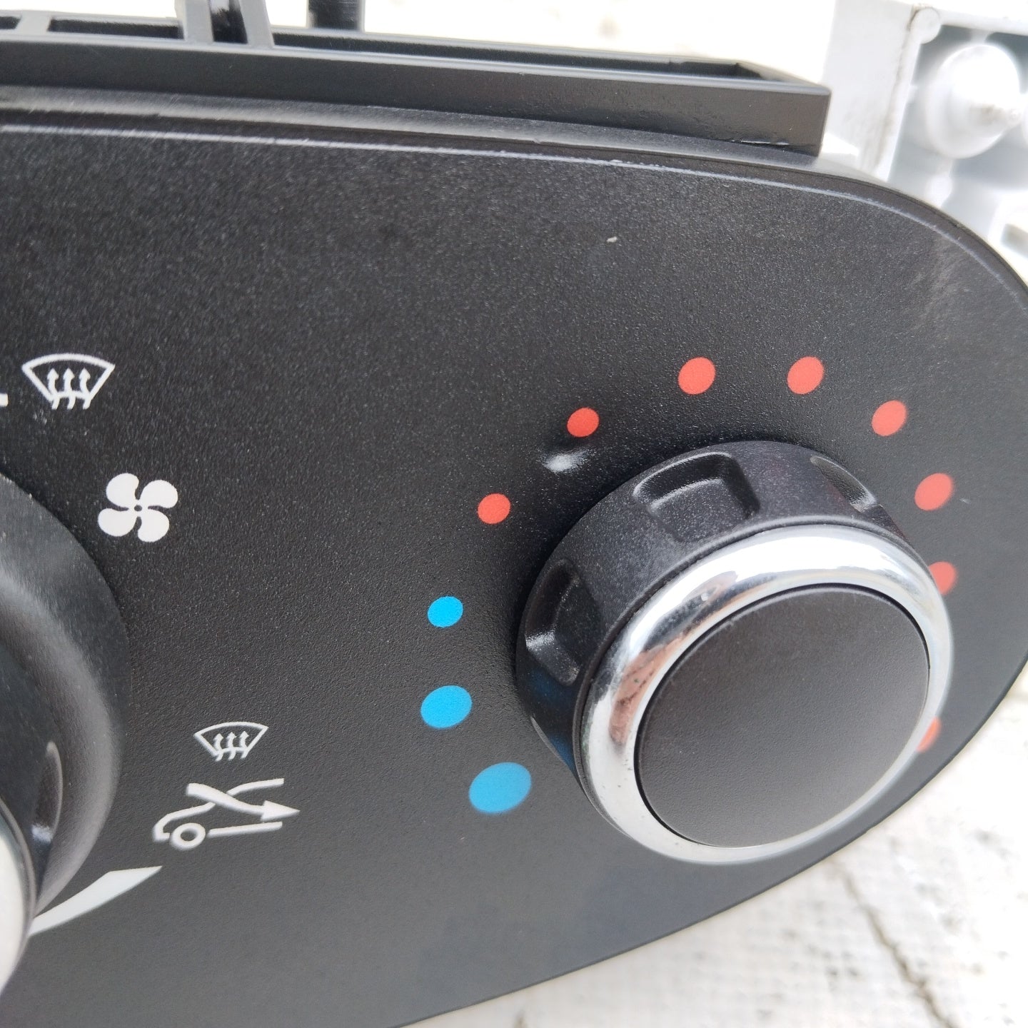 Digitales Klimabedienteil Dacia Sandero 2015 Cod. 5p3741700 ecoAG4989