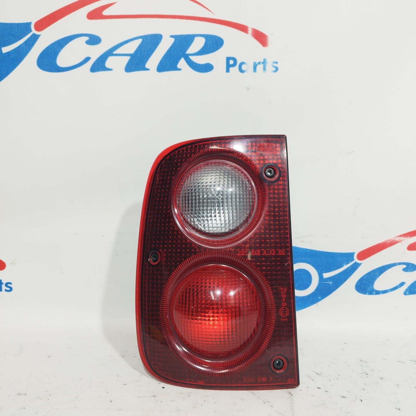 Land Rover Freelander 2000 ecoAC8069 linke Rückleuchte