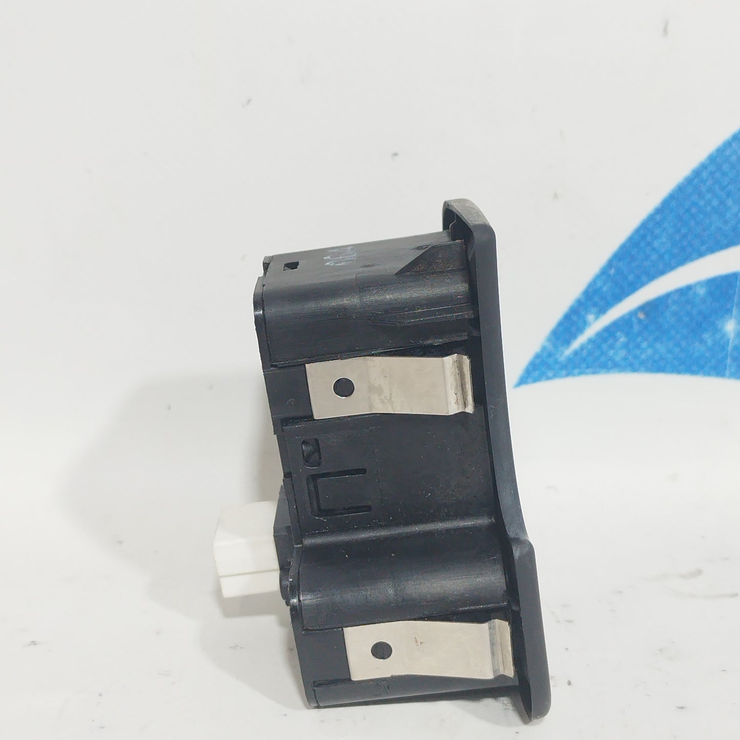 Pulsante dx Alfa Romeo 147 2005 cod: 735263170 ecoAC8075