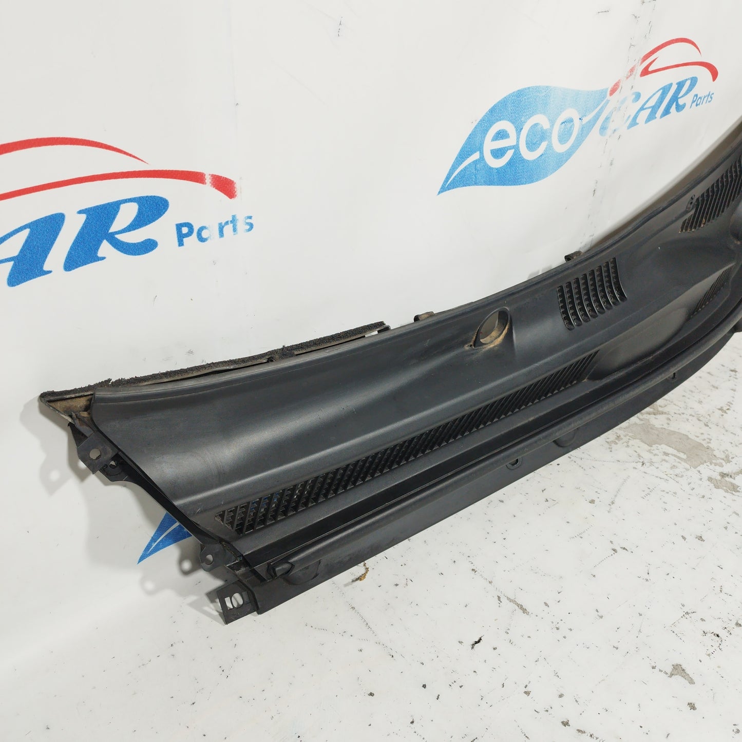 Linker Unterbodenschutzgrill Toyota RAV 4 2005 Code: 55708-42110 ecoAC8091