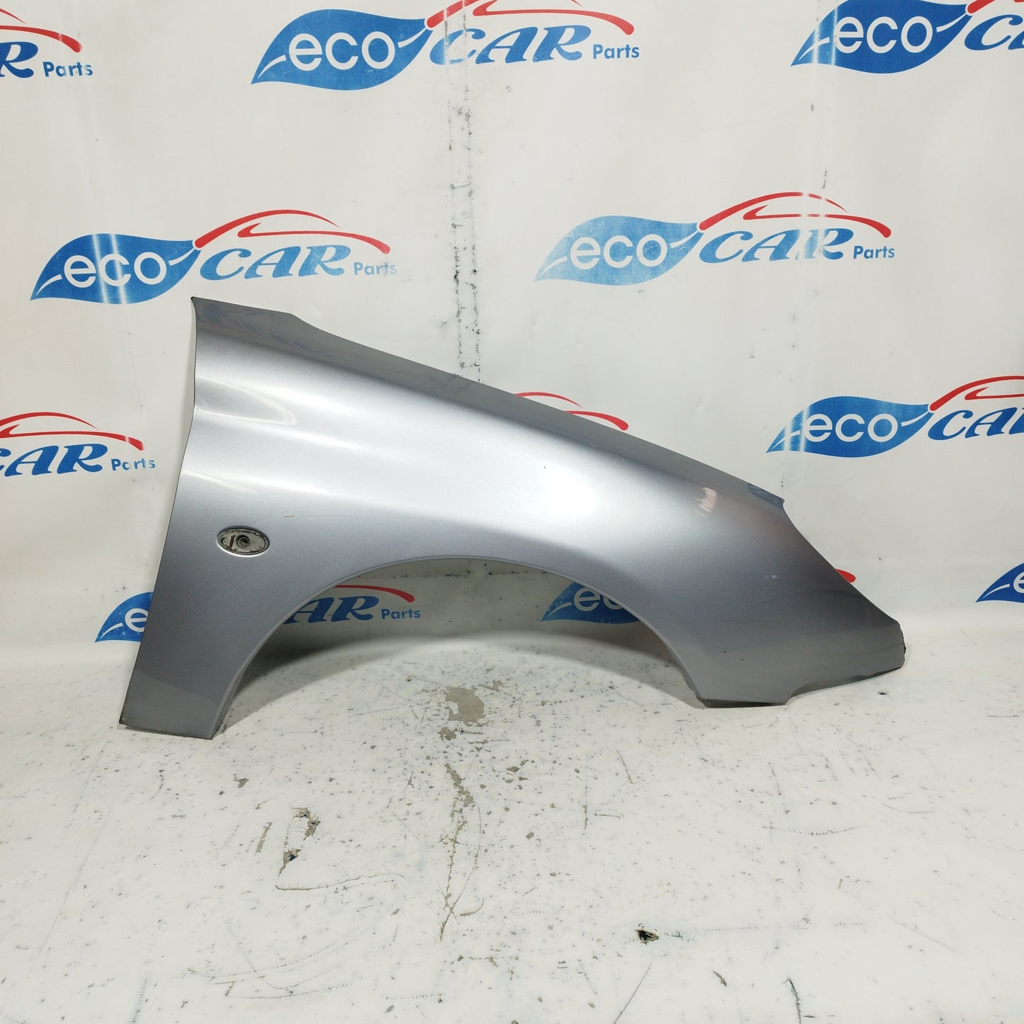 Parafango anteriore dx grigio argento Peugeot 206 2004 ecoAC8101