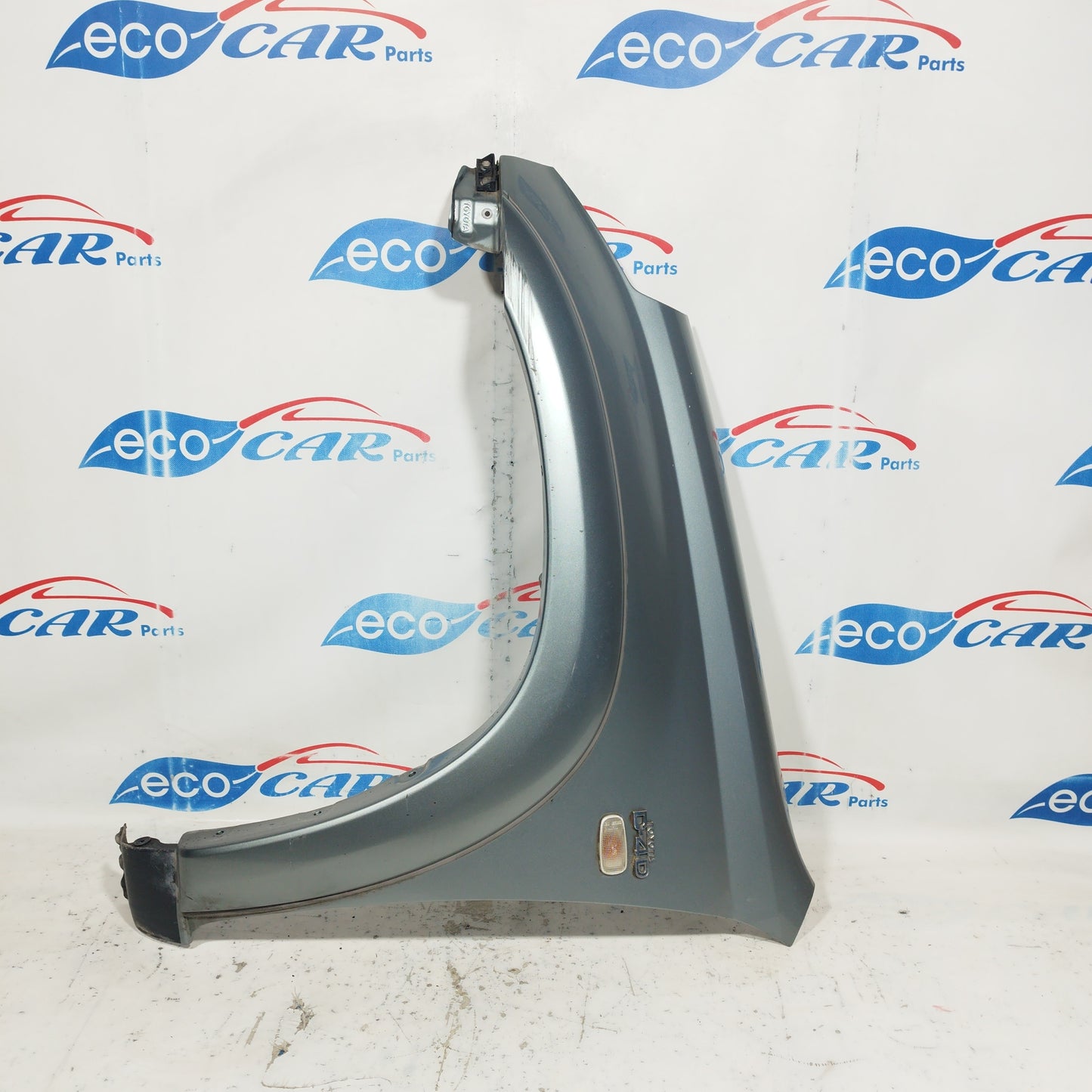 Parafango anteriore sx grigio scuro Toyota RAV 4 2005 ecoAC8105