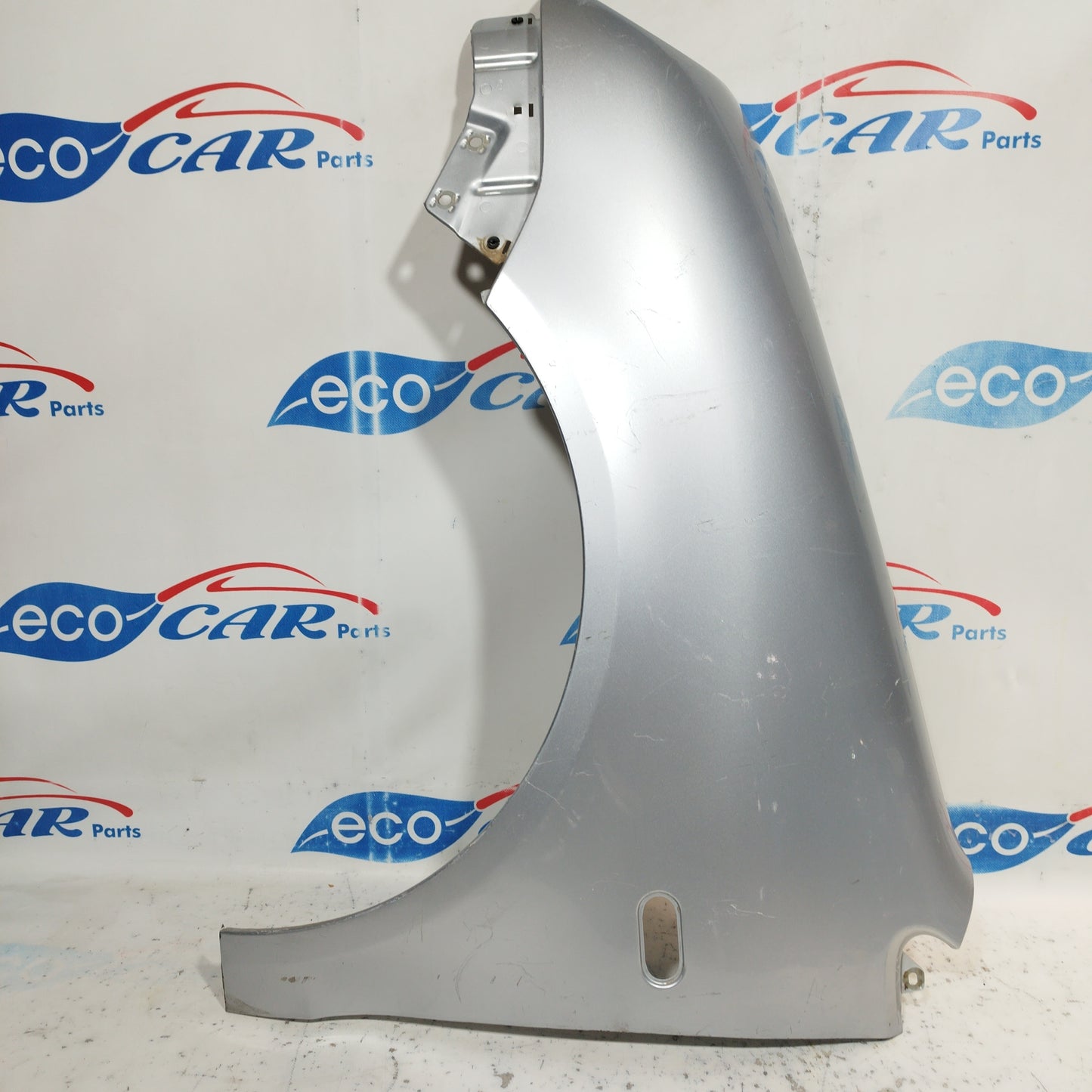 Volkswagen Polo 2003 silbergrauer vorderer linker Kotflügel ecoAC8183