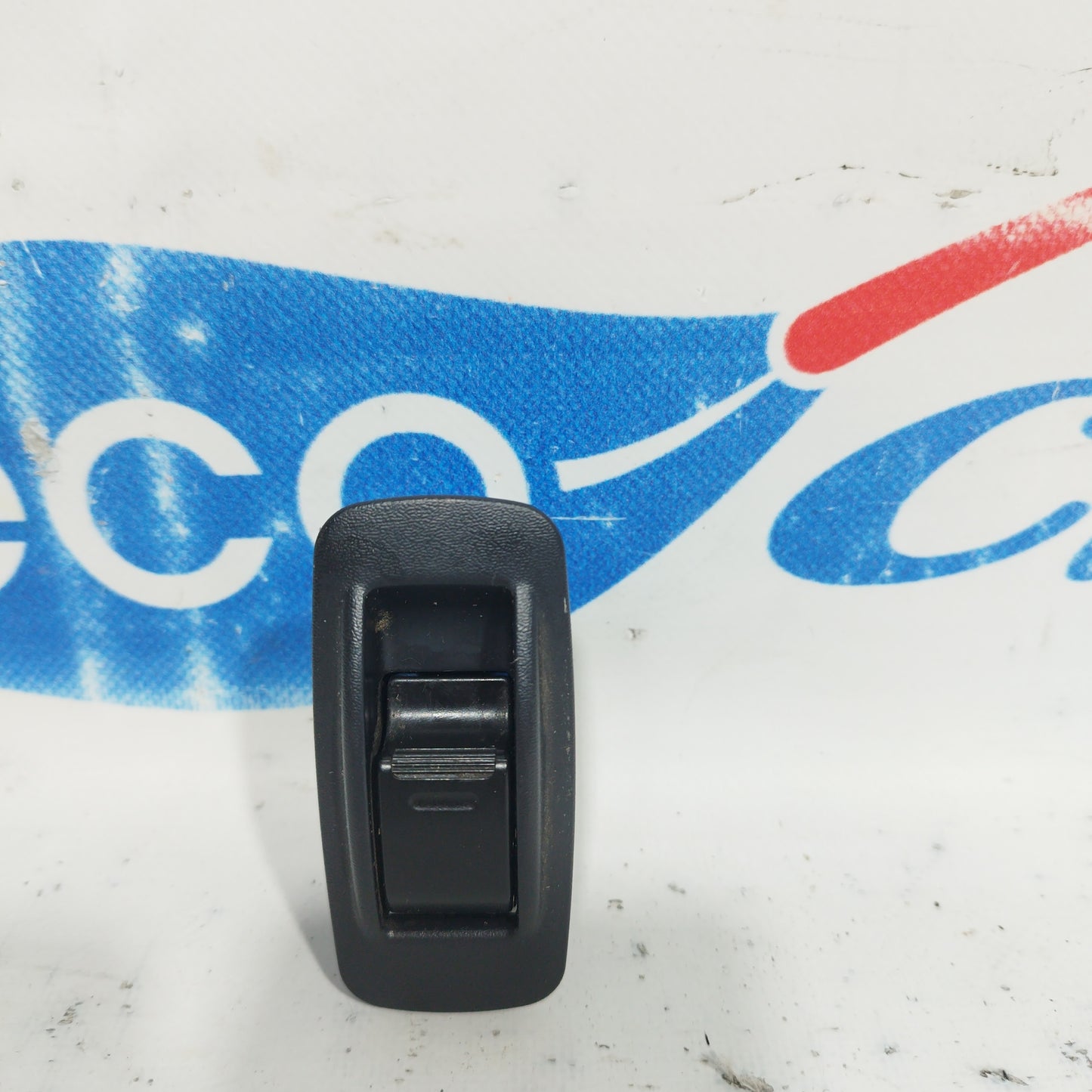 Front right button panel Toyota RAV 4 2005 ecoAC8182