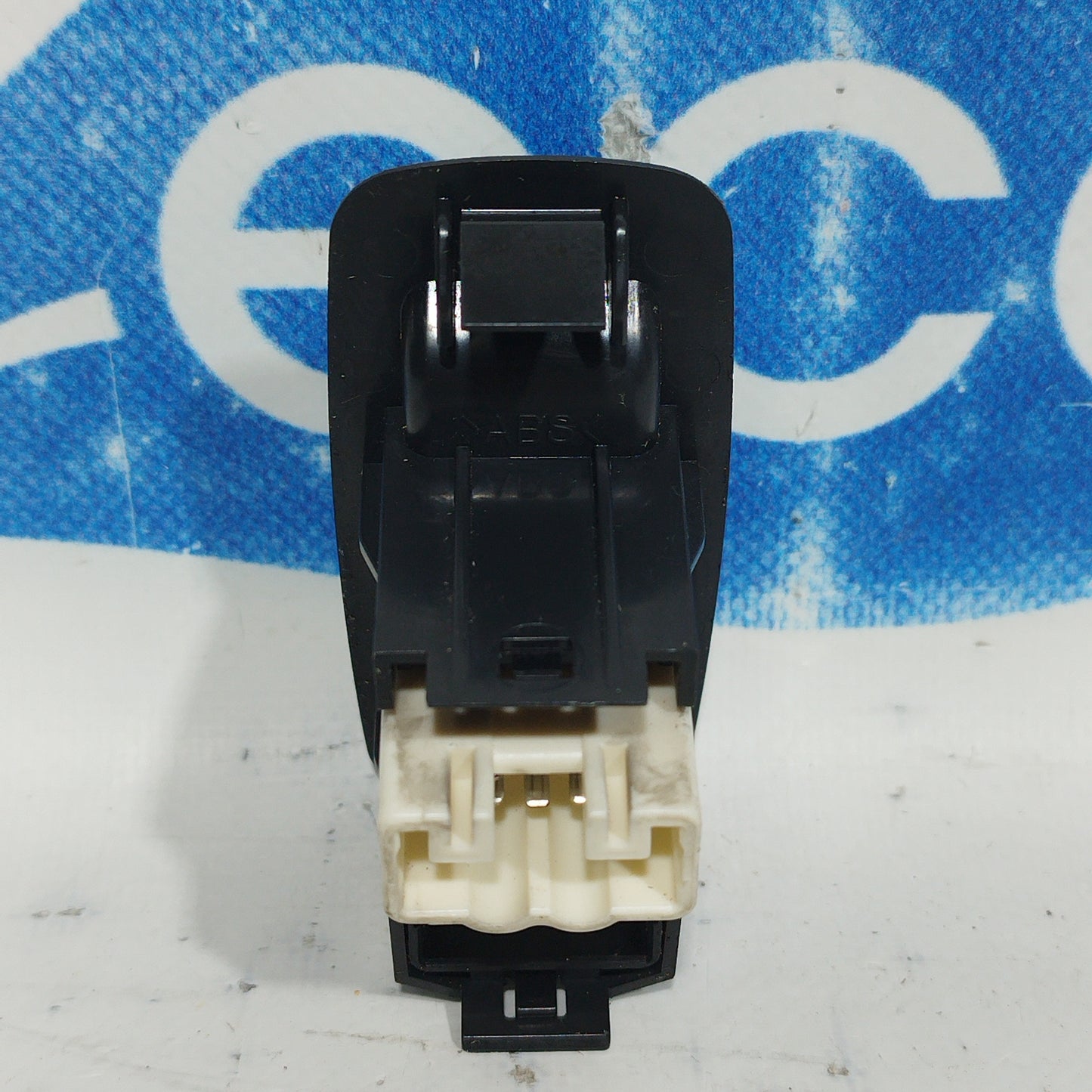 Front right button panel Toyota RAV 4 2005 ecoAC8182