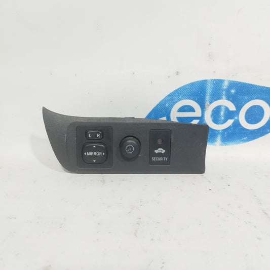 Toyota RAV 4 2005 Schalter für die elektrische Außenspiegelverstellung Code: 544642020 ecoAC8189