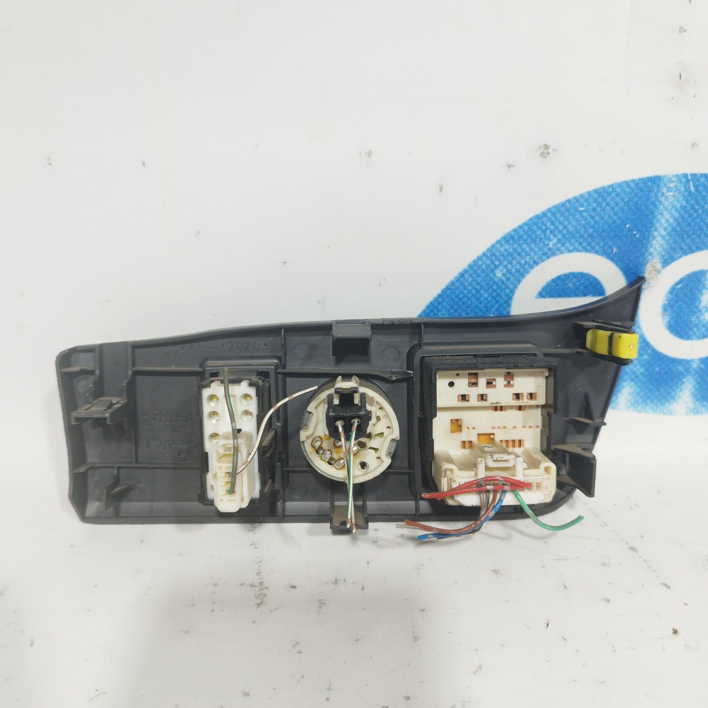 Toyota RAV 4 2005 Schalter für die elektrische Außenspiegelverstellung Code: 544642020 ecoAC8189