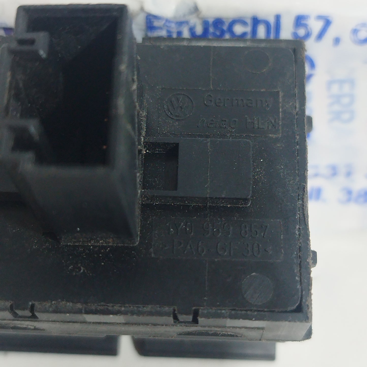 Fensterheberschalter vorne links, Volkswagen Käfer, Baujahr 2003, Code: 1Y0959857 ecoAC8215