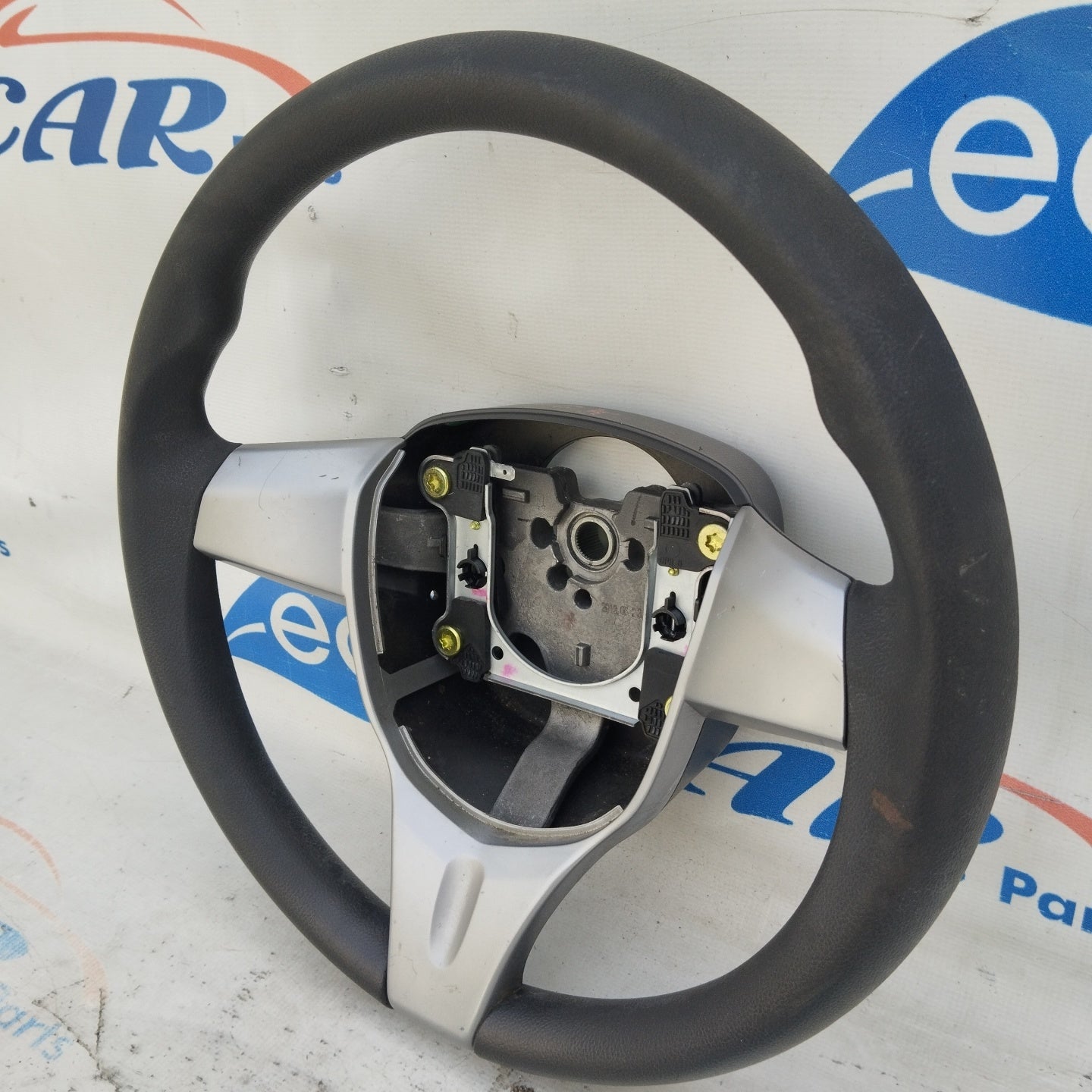 Chevrolet Spark 2011 steering wheel slightly worn ecoAG5126