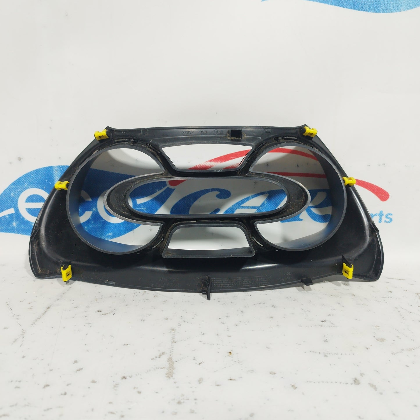 Renault Captur 2015 Instrumententafel-Zierleistencode: 682504768R ecoAC8224