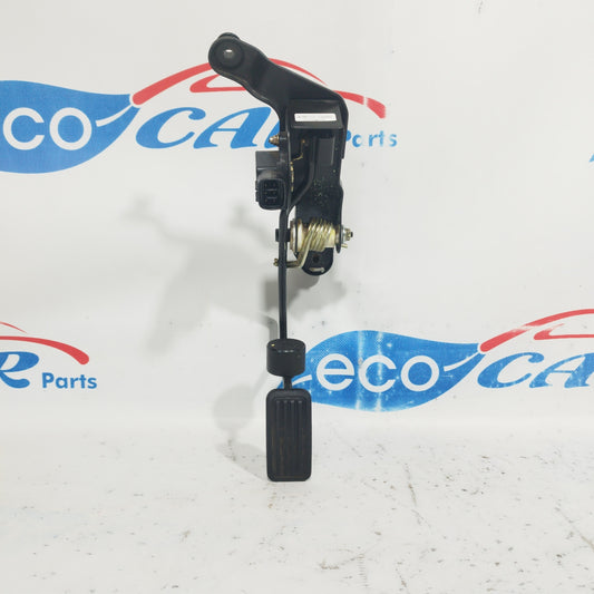 Accelerator pedal Toyota RAV 4 2.0 D 2005 code: A7801042020 ecoAC8230