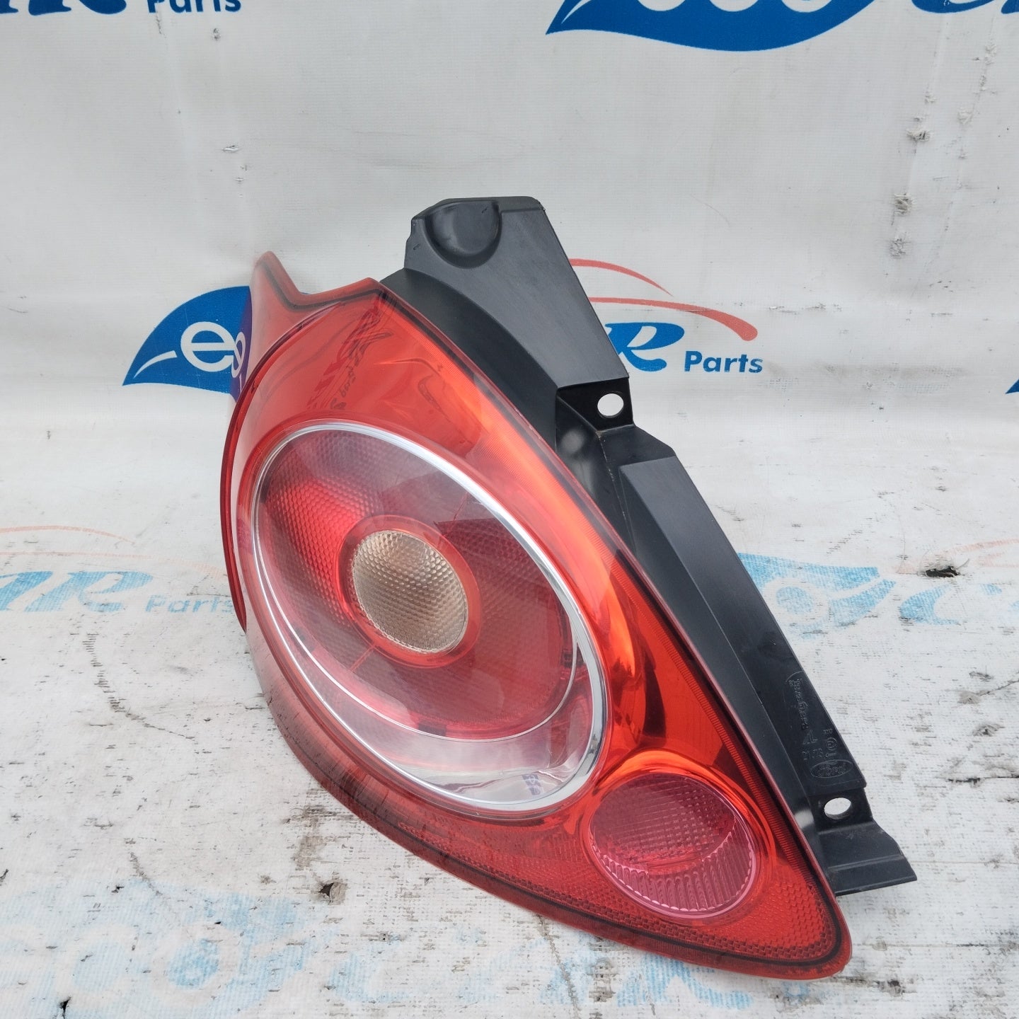 Linke Rückleuchte Ford Ka 2013 ecoAG5141