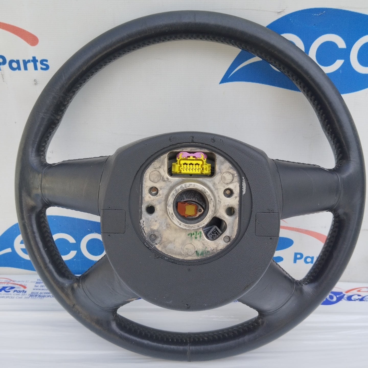 Complete steering wheel Audi A4 8P 2004 ecoAG5158 (various signs of wear)