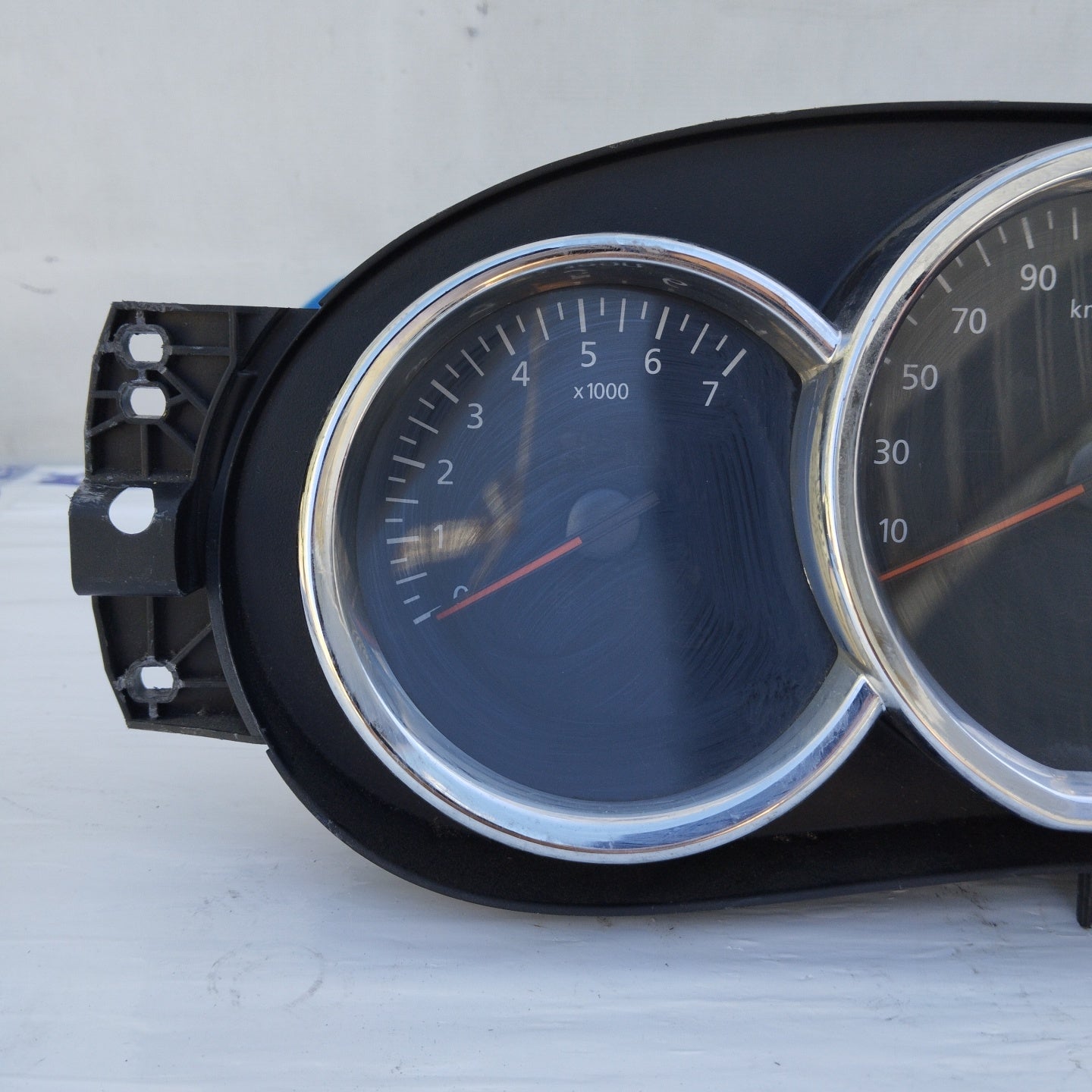 Instrument cluster Dacia Lodgy 1.5 DCI 2012 code: 248103932R ecoAG5178