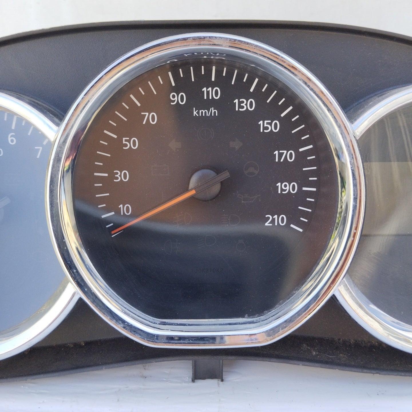 Instrument cluster Dacia Lodgy 1.5 DCI 2012 code: 248103932R ecoAG5178